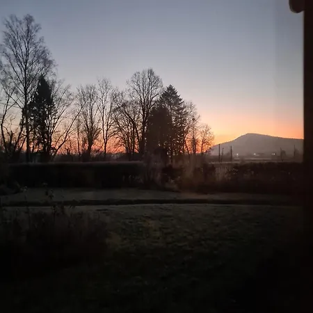 Wataha Pod Basztami - Alfa - Caloroczne Hébergement de vacances