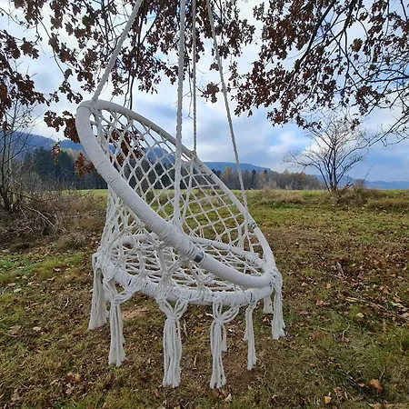 Wataha Pod Basztami - Alfa - Caloroczne Hébergement de vacances *