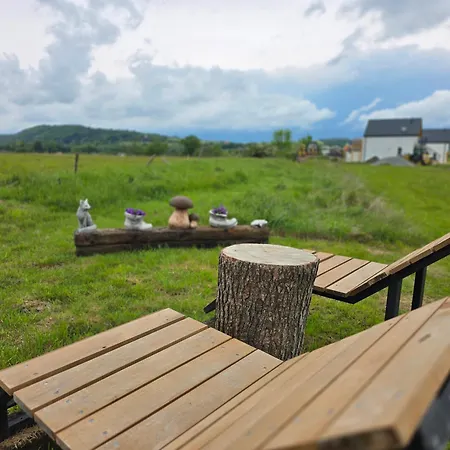 Wataha Pod Basztami - Alfa - Caloroczne Hébergement de vacances *