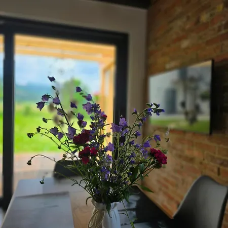 Wataha Pod Basztami - Alfa - Caloroczne Feriehus Radkow