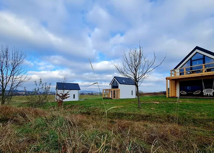 Wataha Pod Basztami - Alfa - Caloroczne Holiday home *